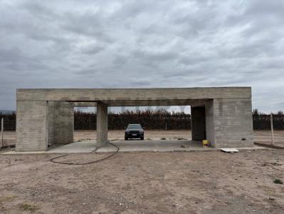 Roque Saenz Peña , Lujan De Cuyo, Mendoza 00001, Argentina