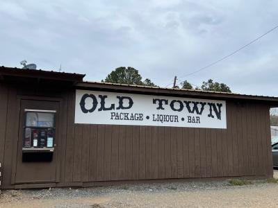 23457 Highway 174 Old Town Package Liquor, Pelican, Louisiana 71063, Estados Unidos