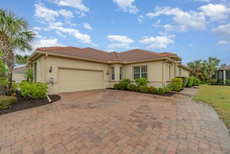 13048 Creekside Lane, Port Charlotte, Florida 33953, USA