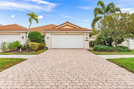 5508 Islandwalk Circle, Naples, Florida 34119