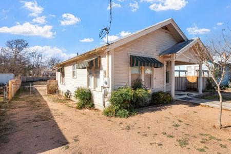 207 Mistletoe St, Fredericksburg, Texas 78624, Estados Unidos