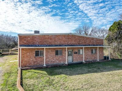 2415 N Preston Street, Ennis, Texas 75119, Estados Unidos