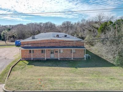 2415 N Preston Street, Ennis, Texas 75119, Estados Unidos