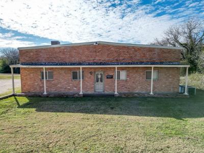 2415 N Preston Street, Ennis, Texas 75119, Estados Unidos