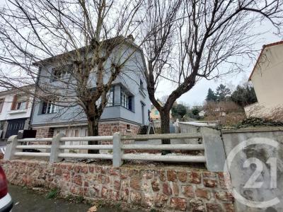 Montlucon, Auvergne 03100, France