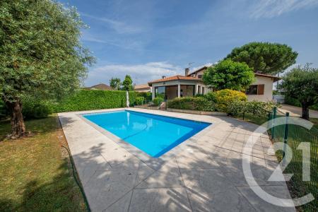 St Medard En Jalles, אקיטן 33160, צרפת 