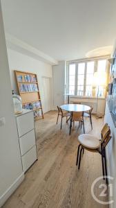 Paris, Île-de-France 75019, Pháp