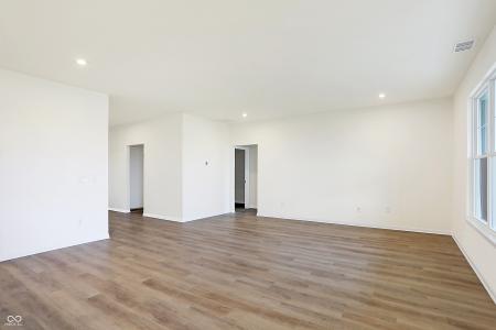 7159 Rose Hill Avenue, Brownsburg, Indiana 46112, USA