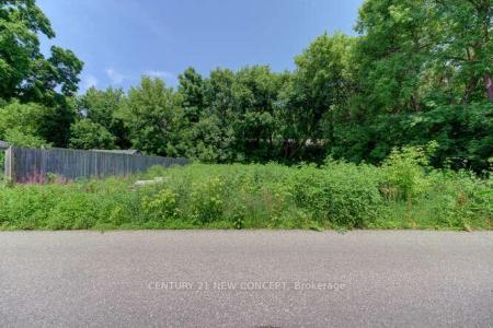 38 BROCK LANE, Brantford, Ontario N3S 4Y6, Canada