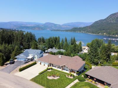 2675 DOEBERT ROAD, Blind Bay, British Columbia V0E 1H1, Canada