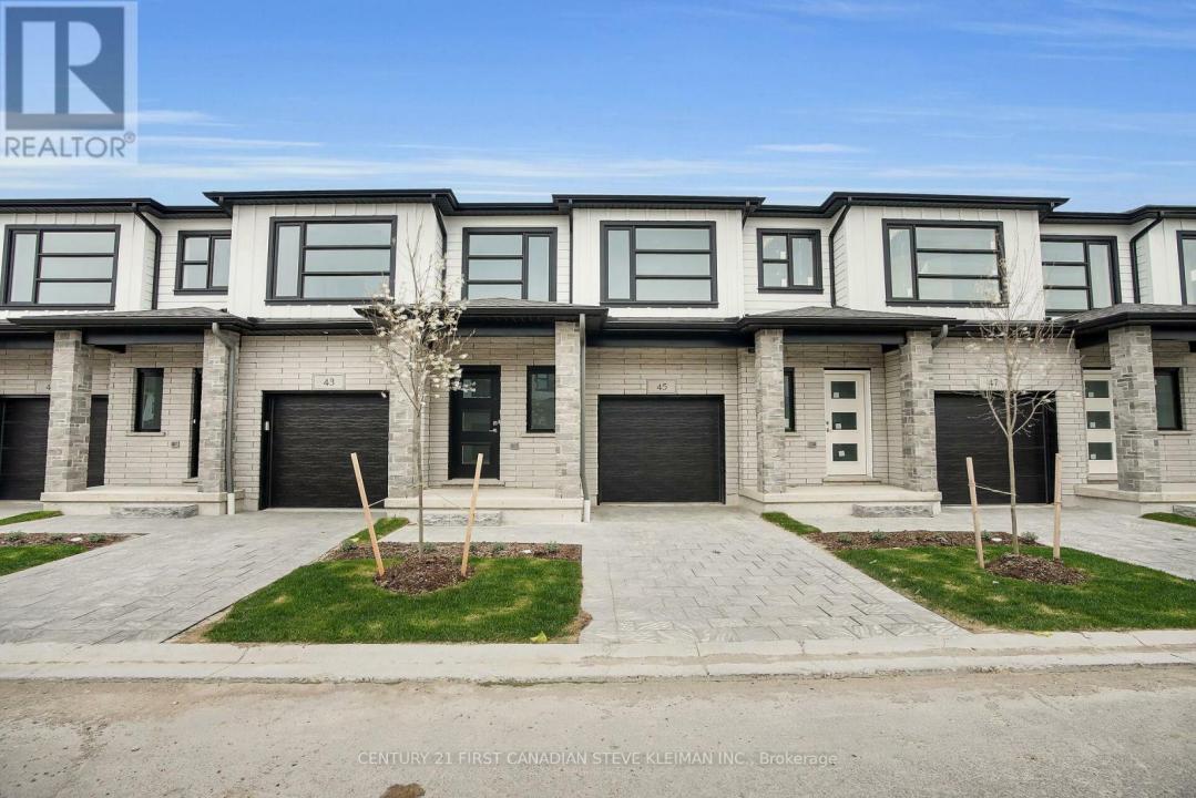 2700 BUROAK DRIVE, London North (north S), 安大略省 N6G 5B6, 加拿大