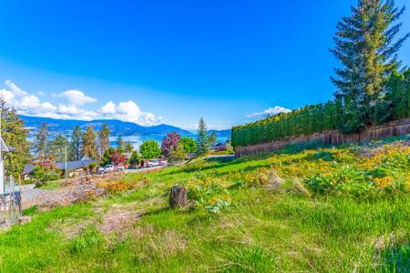 375 OKAVIEW ROAD, Kelowna, Colúmbia Britânica V1W 4K3, CANADÁ