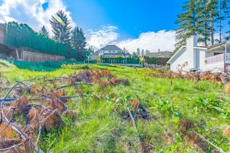375 OKAVIEW ROAD, Kelowna, Colúmbia Britânica V1W 4K3, CANADÁ