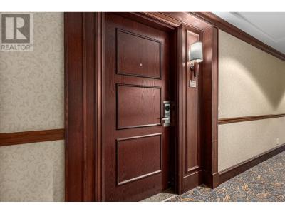 3250 VILLAGE WAY, Sun Peaks, British Columbia V2H 1T7, Canada