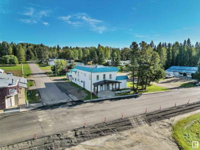 102 2 AVENUE, Winfield, Alberta T0C 2X0, Canada