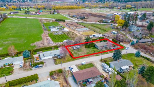 3259 ST. AMAND ROAD, Kelowna, British Columbia V1W 3P2, Canada