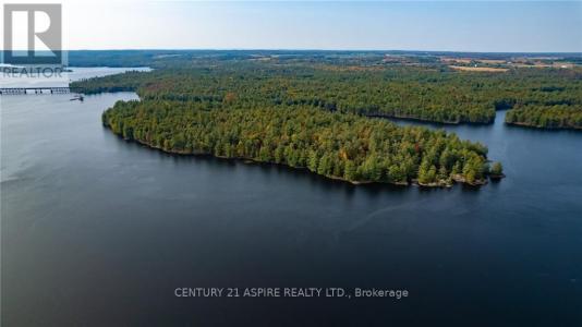 950 KERR LINE, Whitewater Region, Ontario K0J 1K0, Canadá