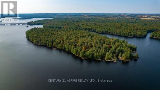 950 KERR LINE, Whitewater Region, Ontario K0J 1K0, Canadá