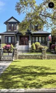 1707 W 62 AVENUE, Vancouver, British Columbia V6X 0J8, Canada