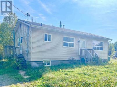 27 JOHNSONS RD, Wabigoon, Ontario P0V 2W0, Canadá