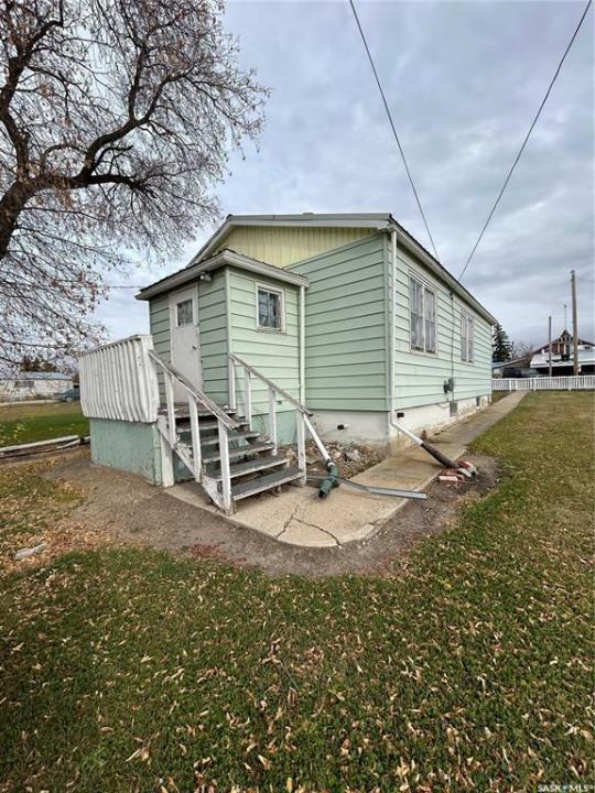 106 MAIN STREET, Kelliher, Saskatchewan S0A 1V0, Kanada