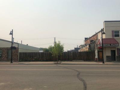 4912 50 STREET, Ponoka, Alberta T4J 1J5, Kanada