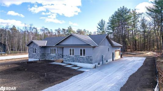 6121 CONCESSION RD B-C, Ramara, Ontario L3V 0L7, Canada