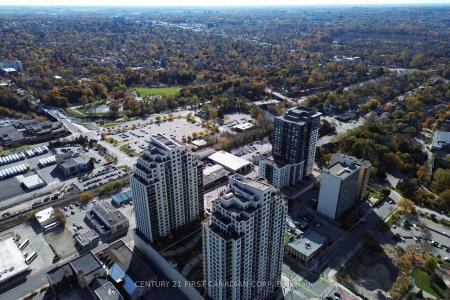 330 RIDOUT STREET N, London East, Ontario N6A 0A7, Canadá
