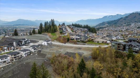 45858 WEEDEN DRIVE, Chilliwack, Colombie-Britannique V2R 6G4, Canada