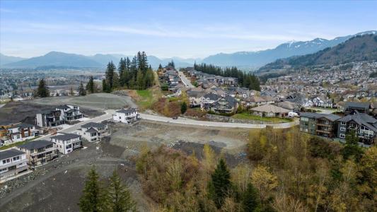 45858 WEEDEN DRIVE, Chilliwack, British Columbia V2R 6G4, Canada