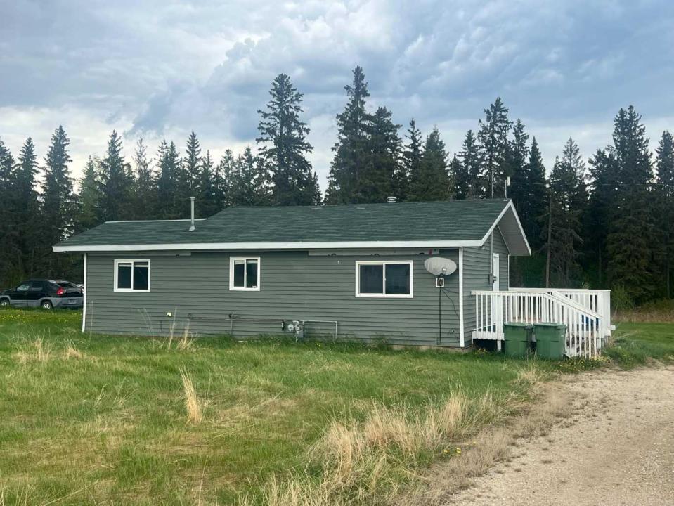2571 AUGER ROAD, Wabasca, Alberta T0G 2K0, Canadá
