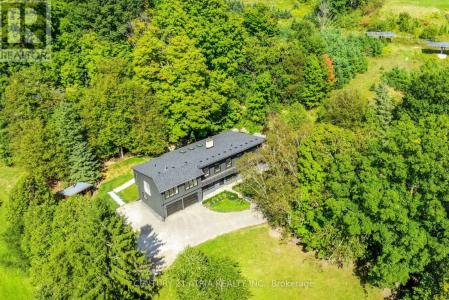 7580 16TH SIDEROAD, King, Ontario L7E 5R7, Kanada
