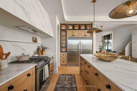 2160 LINKWAY BLVD, London, オンタリオ N6K 0C8, カナダ
