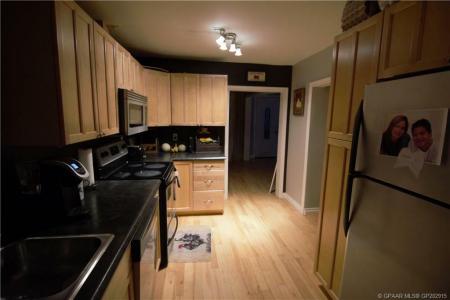 4924 58 AVENUE, High Prairie, אלברטה T0G 1E0, קנדה