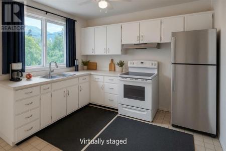 8 BARRIER MOUNTAIN DRIVE, Exshaw, אלברטה T0L 2C0, קנדה 