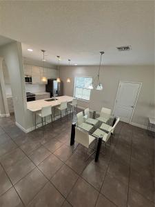 122 Macaulays Cove, Haines City, Florida 33844, Stati Uniti
