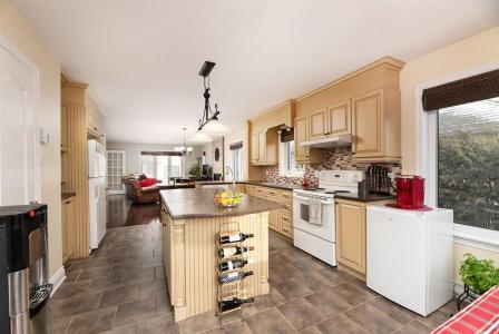 3419 Rue Laubia, Longueuil (Saint-Hubert), Quebec J3Y 0C5, Canada
