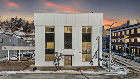 702 NW Park Avenue, Norton, Virginia 24273, USA