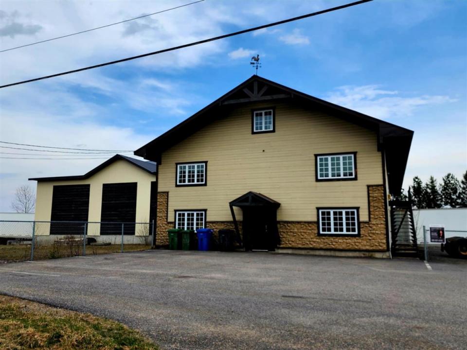 2600  Ch. de la Lièvre N., Mont-Laurier, Quebec J9L 3G3, Kanada