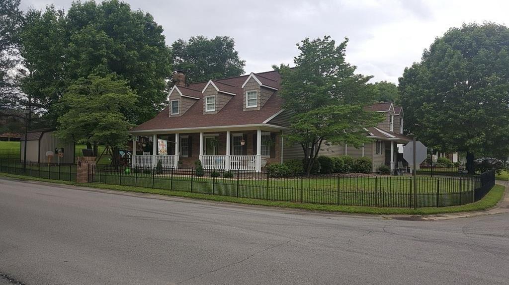 86 Bridge Street, Staffordsville, Kentucky 41256, États-Unis