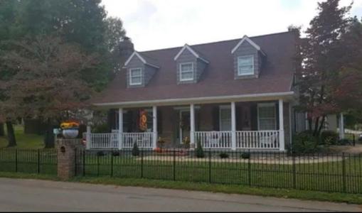 86 Bridge Street, Staffordsville, Kentucky 41256, États-Unis