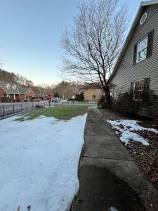 86 Bridge Street, Staffordsville, Kentucky 41256, USA