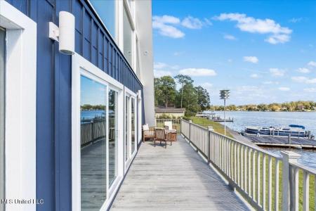 501 W Lakeshore Dr Drive, Carriere, 密西西比州 39426, 美國