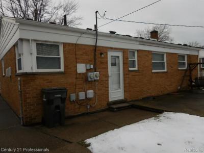 21530 Tanglewood Street, St. Clair Shores, Michigan 48082, Amerika Birleşik Devletleri