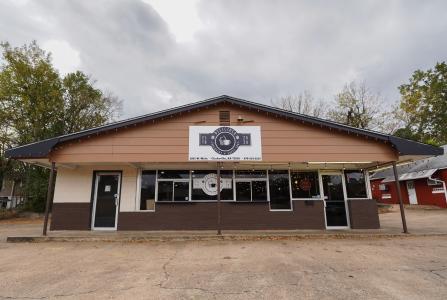 1001 W Main St, Clarksville, Arkansas 72830, USA