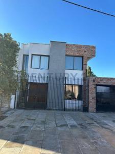 Pasaje Canota-Casa 1, Lujan De Cuyo, Mendoza 00001, Argentina