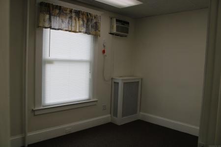 146 Farmington Avenue, Bristol, 커네티컷 06010, 미국