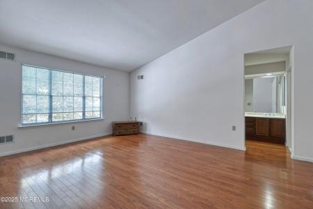 1048 Buckingham Drive B, Manchester, Nova Jersey 08759, Estados Unidos