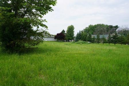 709 Robin Street, New London, Wisconsin 54981, USA