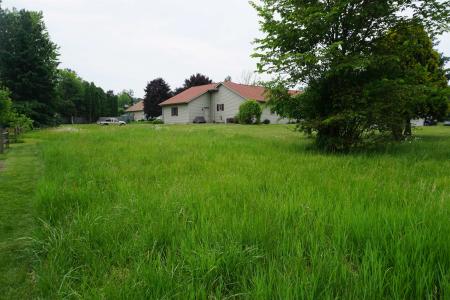709 Robin Street, New London, Wisconsin 54981, USA